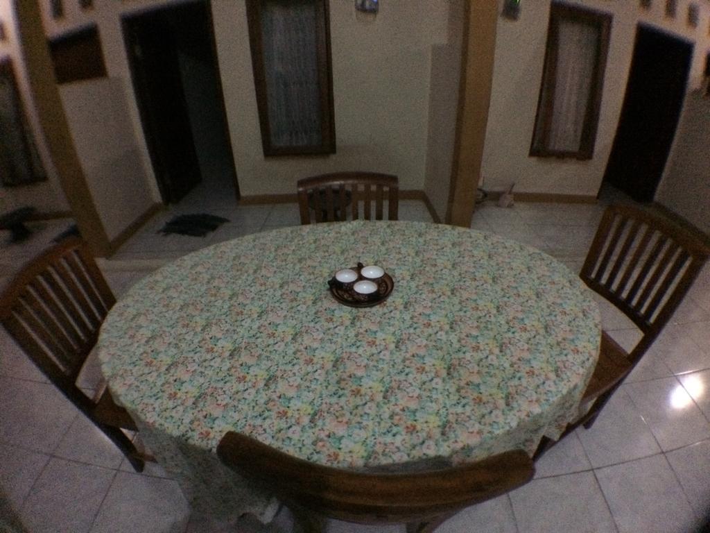 Jeges Homestay Senggigi Exterior photo